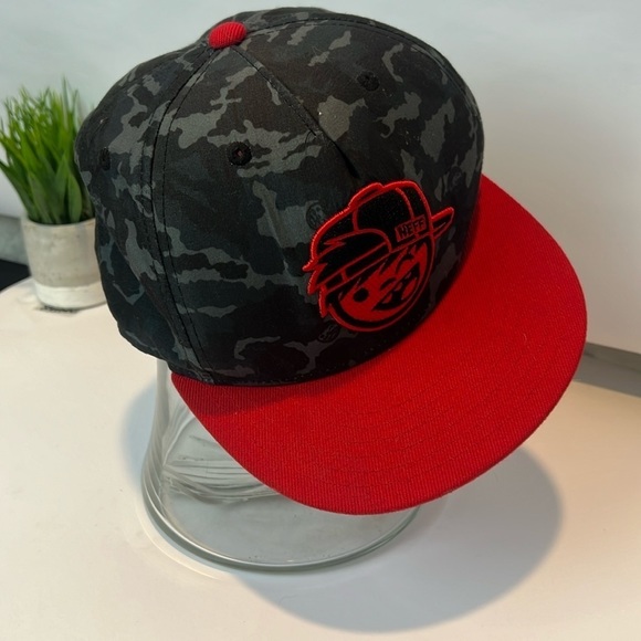 Neff Snap Back Hat - Picture 1 of 5